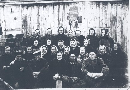Работники  кирпичного завода